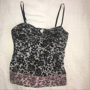 Pretty and Feminine Future Paradise Top